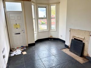 Photo 1- click for photo gallery